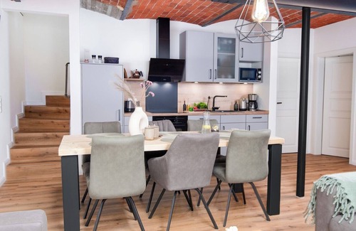 Krummhoern Apartamento | Frohsinn vacation apartment in the historic Gulfhof