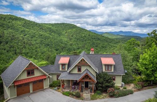 Black Mountain Casa | Frolly Falls