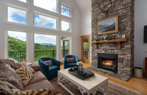 Black Mountain Casa | Frolly Falls
