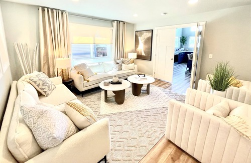 Loon Lake Casa | From Sunrise to Sunset - Escape to Loon Lake, Brand-New Stunning Home. Sleeps 12