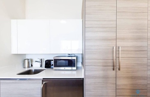 Hollywood Condominio | Front Bay View, Enjoy Sunsets, Amazing Pool