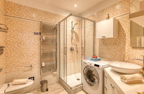 Laigueglia Apartamento | Front Beach Magic Sea - 20m From The Sea - Happy Rentals