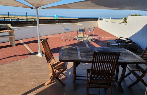 La Faute-sur-Mer Casa | Front-line house with exceptional views.