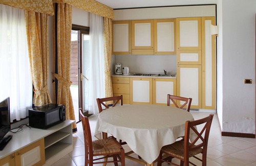 Monte Casa | Front Lake Resort Le Corti del Lago by Interhome