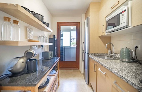 Caserio Los Tarquinos Apartamento | Front line Golf Course. 2 bedroom/bathroom apartment, private Jacuzzi area,