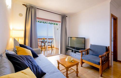Puerto de Santiago Apartamento | FRONT LiNE OCEAN ViEW 2BeD Wi-Fi YOUR HOLiDAY HOME