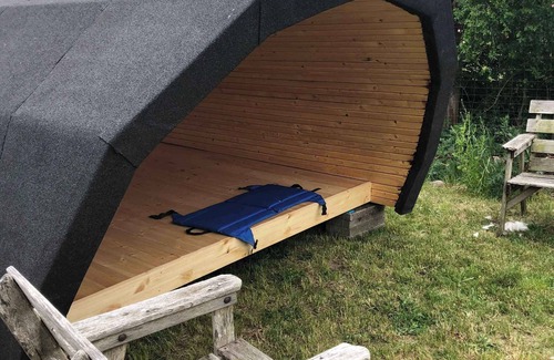 Holbaek Casa | Front-row summerhouse with view and big garden