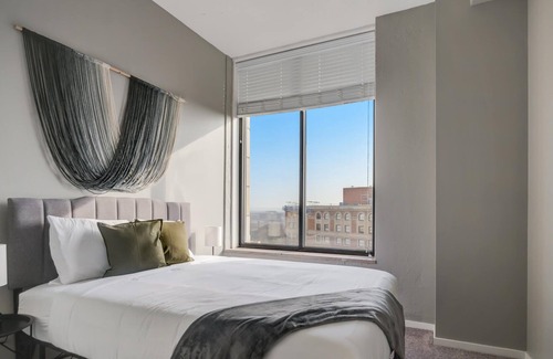 Gateway District Apartamento | Frontdesk | 2 BR Apt by Rocket Mortgage Fieldhouse