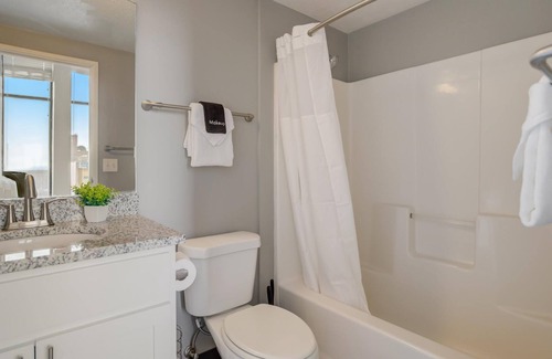 Gateway District Apartamento | Frontdesk | 2 BR Apt by Rocket Mortgage Fieldhouse