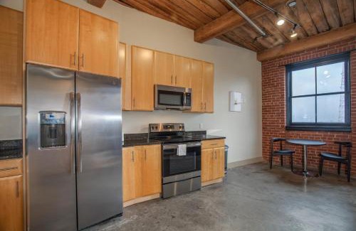 Downtown West Apartamento | FRONTDESK Bright 1 BR Apt near The Gateway Arch