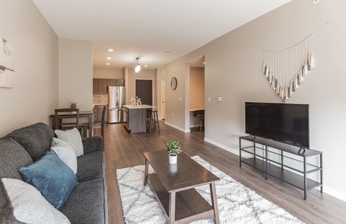 Court Avenue Entertainment District Apartamento | FRONTDESK Confluence on 3rd Apt Downtown Riverwalk Trails