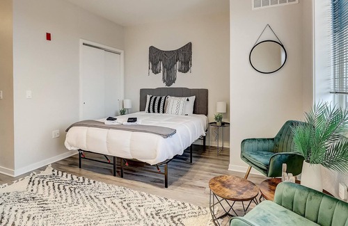 Brewerytown Apartamento | Frontdesk | Convenient Brewerytown Studio