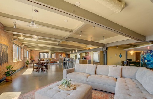 Gateway District Apartamento | FRONTDESK Lofts at 629 Euclid Downtown Cleveland