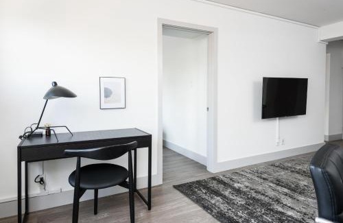 Central West End Apartamento | FRONTDESK Open 2 BR Apt 5 miles to Downtown STL