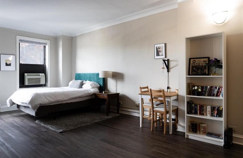East Hyde Park Apartamento | FRONTDESK Pleasant Studio Apt near South Shore