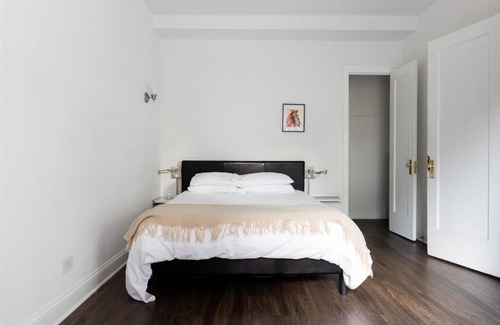 East Hyde Park Apartamento | FRONTDESK Refreshed 1BR Apt in Hyde Park