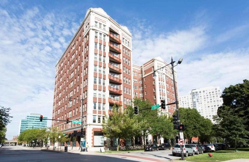 East Hyde Park Apartamento | FRONTDESK Refreshed 1BR Apt in Hyde Park