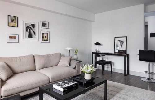 Central West End Apartamento | FRONTDESK Sleek 1 BR Apt near the STL Zoo