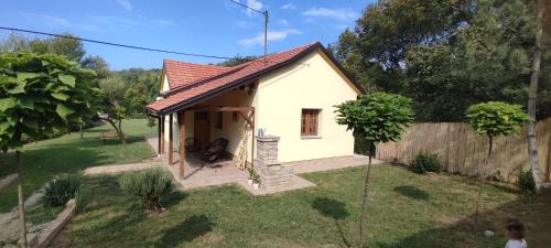 Petrovaradin Casa | Fruška house