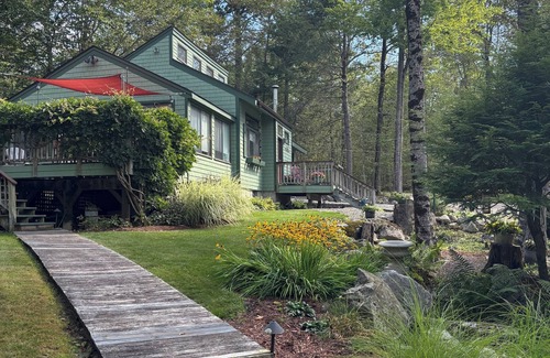 Standish Casa | Frye Island Getaway: Steps to the Beach + Backyard Garden Escape