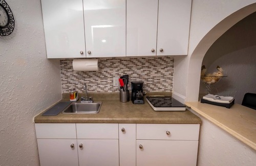 Bermuda Riviera Condominio | Ft. Lauderdale Beach Studio in Oceanfront Resort with Amenities
