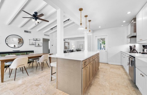 Poinsettia Heights Casa | ¡Nuevo listado! Oasis en Fort Lauderdale, ¡Se admiten mascotas! ¡Piscina privada!