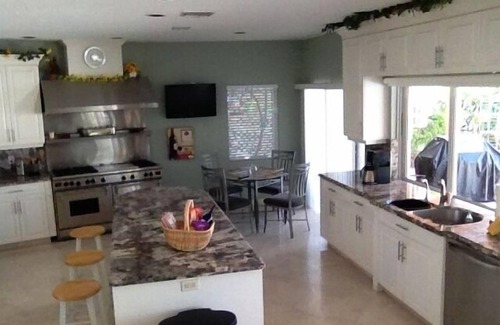 Bermuda Riviera Casa | Ft Lauderdale / Paseo a la playa, 3/3. 5 / Pool rm bd Casa by the Sea