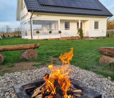 Gizycko Casa | Fuledzki Biały Domek - Mazury, Jacuzzi, Sauna, Giżycko