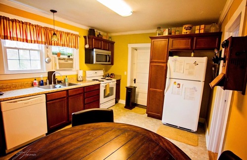 Lynn Garden Casa | Fulkerson-Hilton historic homestead