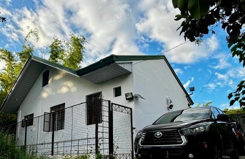 Vigan Apartamento | Full AC 4BR & LivingRm entire vacation home at Vigan City