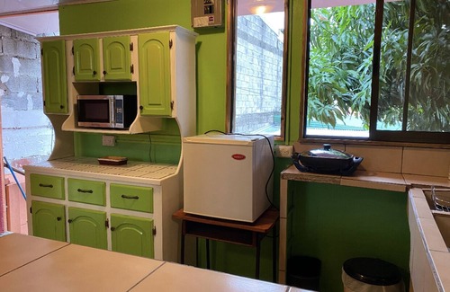 Alajuela Apartamento | Apartamento completo 5 minutos Aeropuerto 2da planta, alta conexión internet