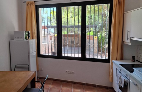 Pinares de San Anton Apartamento | Full apartment (4p) with large pool and terrace overlooking the sea