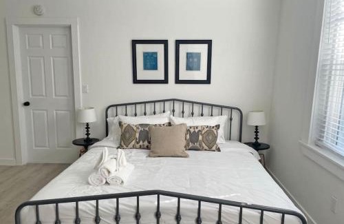 Over-the-Rhine Casa | Full Building Huge Downtown Retreat Walkable to Everything