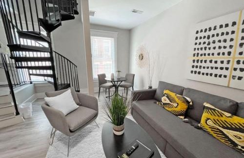 Over-the-Rhine Casa | Full Building Huge Downtown Retreat Walkable to Everything