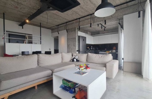 Bodrum City Center Apartamento | FULL CASTLE VİEW. 3+3 BRUTALIST CONCEPTIONAL DESIGN + 28sqm BALCONY + SAUNA