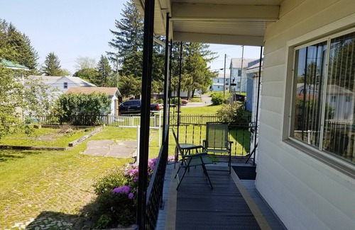 Frostburg Casa | Full Home in quiet Historic District