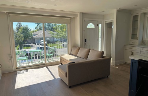 Mississauga Casa | Full House 1 Bedroom 1 Bath with self check in