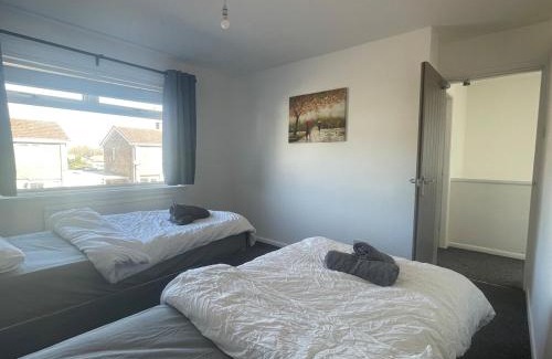 Peterborough Casa | Full House - 5 Beds - Wi-Fi