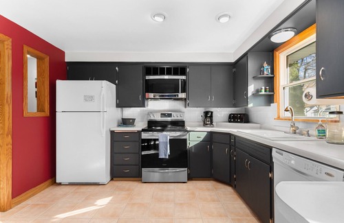 Appleton Casa | Full house with fun game room in quiet residential neighborhood