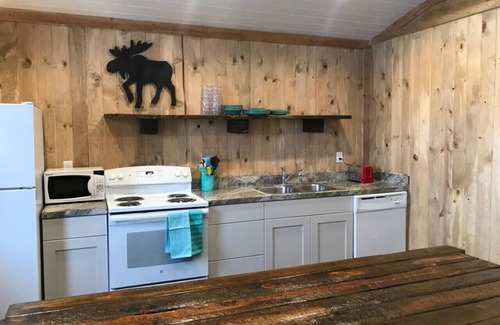 Island Park Chalet De Esquí | Full Kitchen, Gas Fireplace, 3 Bedroom, 2 Bath, WIFI