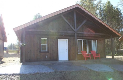 Island Park Chalet De Esquí | Full Kitchen, Gas Fireplace, 3 Bedroom, 2 Bath, WIFI
