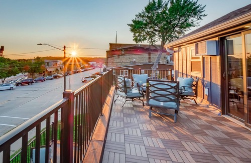 Prescott Condominio | Full Kitchen | Private Deck | Lounge Downtown