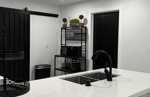 Driftwood Casa | Full RENOVATED - Close to MI FL!! Near to Hard Rock Casino