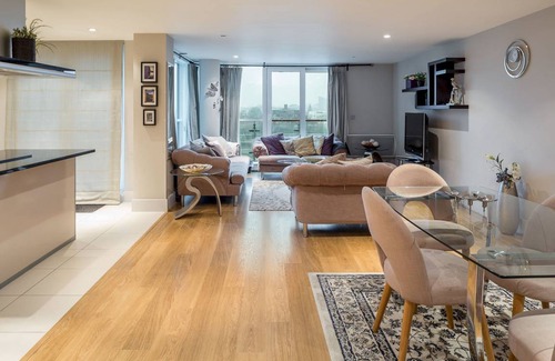 Vauxhall Apartamento | Full river view 3-bedroom very large flat