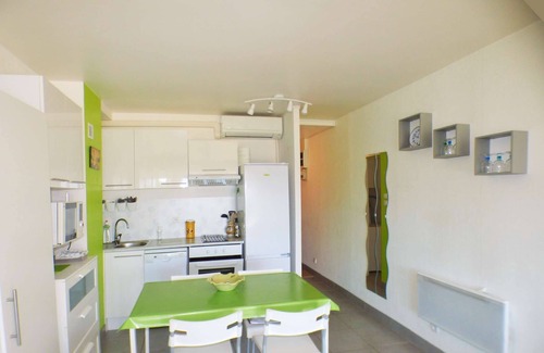 Les Sablettes Apartamento | Vista completa al mar, aire acondicionado, playa a tiro de piedra, todo a pie