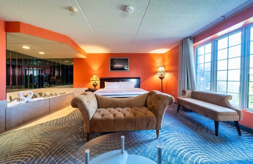 Niagara Falls Hotel | Fullerton Manor Inn