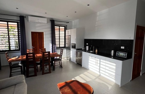 Paramaribo Apartamento | Fully airconditioned & luxurious apartments – Snowy Lodge – Garden View!