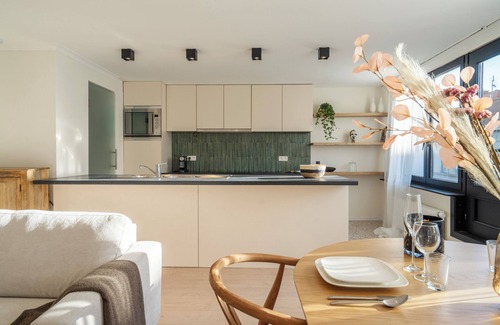 Kortrijk Apartamento | Fully Equiped Apartment near Kortrijk Station | Perfect for Short & Long Stays