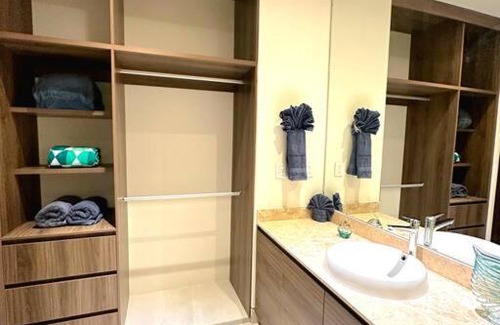 El Tezal Apartamento | Fully equipped 3 bedroom luxury apartment