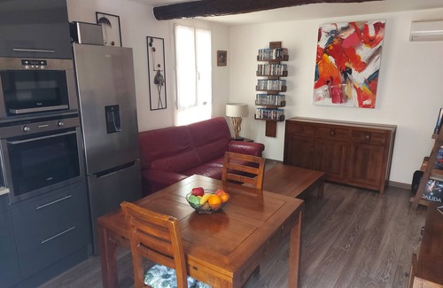 Bages Casa | Fully-equipped, air-conditioned vacation rental close to the beach